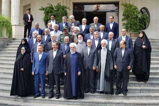 سجادی: دولت روحانی مقابل منتقدان بسیار کم طاقت بود