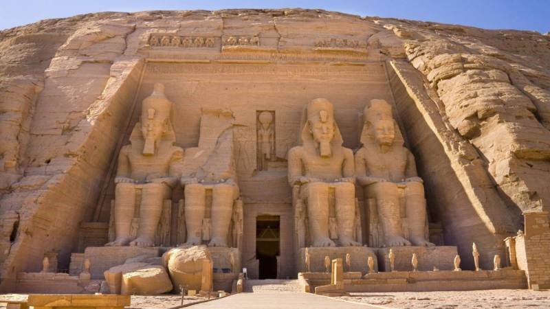 معبد شگفت انگیز ابوسمبل در مصر / عکس