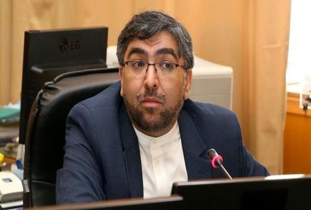 عمویی: ظریف به دلیل کسالت به کمیسیون امنیت ملی نیامد