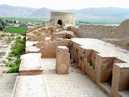 شهر تاریخی قلعه تل