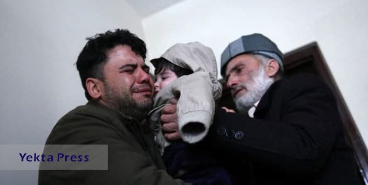 نوزاد سرگردان حوادث فرودگاه کابل سرانجام به خانواده اش رسید