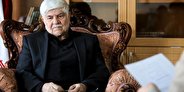 محمد هاشمی: فائزه سرتق است