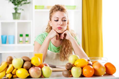 بعد از غذا دور میوه را خط بکش