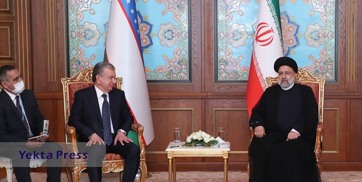 آیت الله رئیسی به رئیس جمهور ازبکستان بر ارتقای سطح روابط اقتصادی دو کشور تاکید کرد