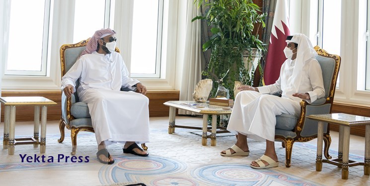 مشاور امنیت ملی امارات با امیر قطر دیدار کرد
