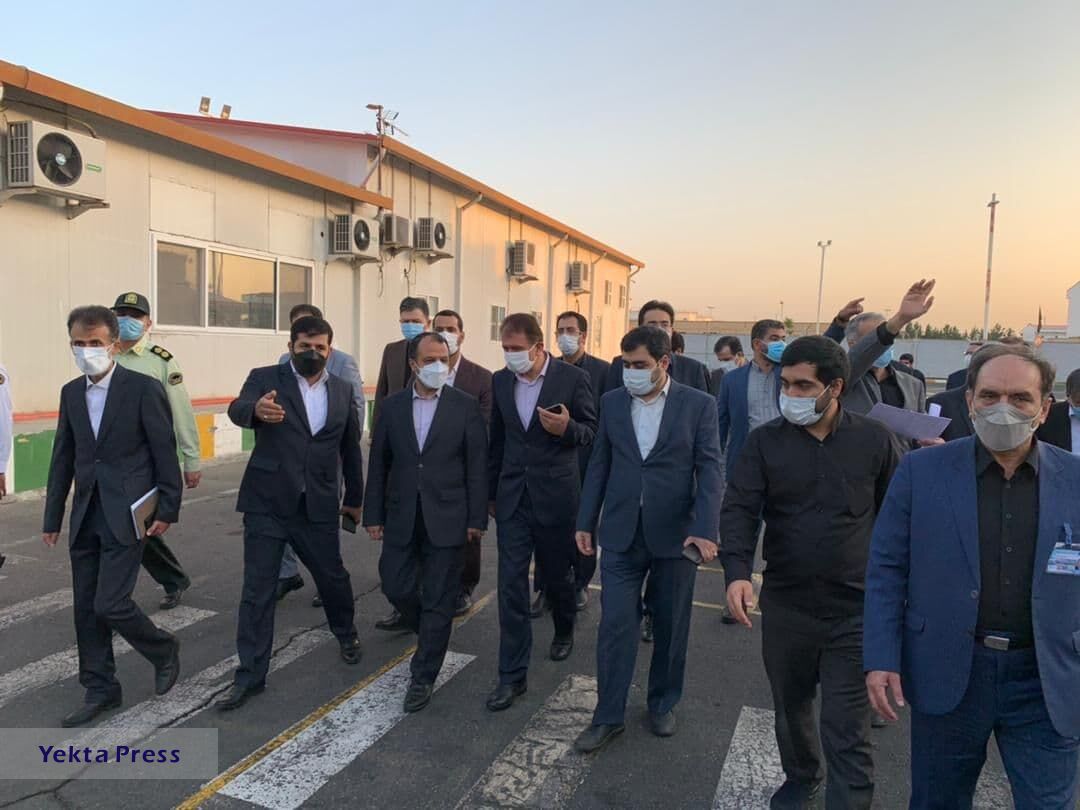 ورود محموله 143 تنی دارو در فرودگاه امام خمینی / بازدید وزیر اقتصاد از گمرک / فیلم