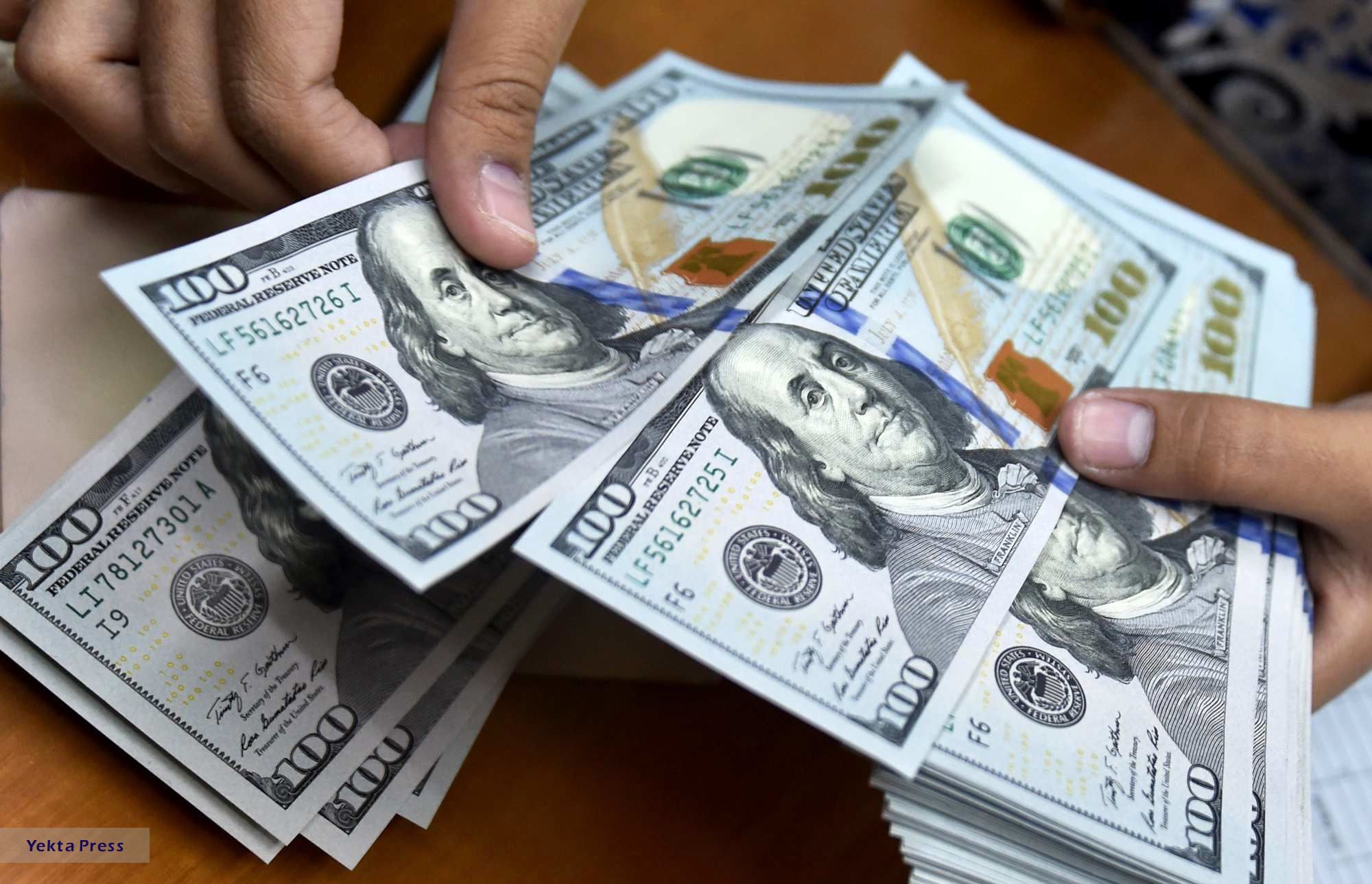قیمت دلار امروز شنبه 3 مهر