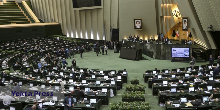 حسین زاده بحرینی: مجلس شفافیت را از خود آغاز کرده و سراغ سایر دستگاه‌ها می‌رود
