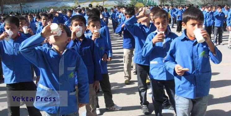 چرایی تعطیل شدن طرح شیر در مدارس