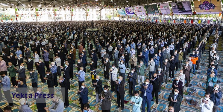 رئیس‌ جمهور در نماز جمعه تهران حضور یافت