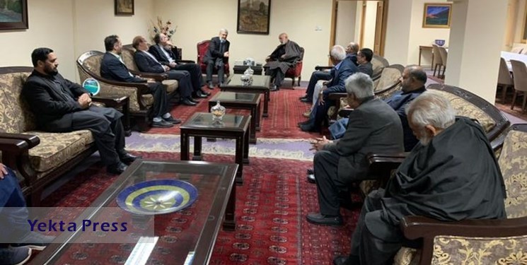 قدردانی «کرزی» از کمک‌های ایران به افغانستان در دیدار «کاظمی قمی»