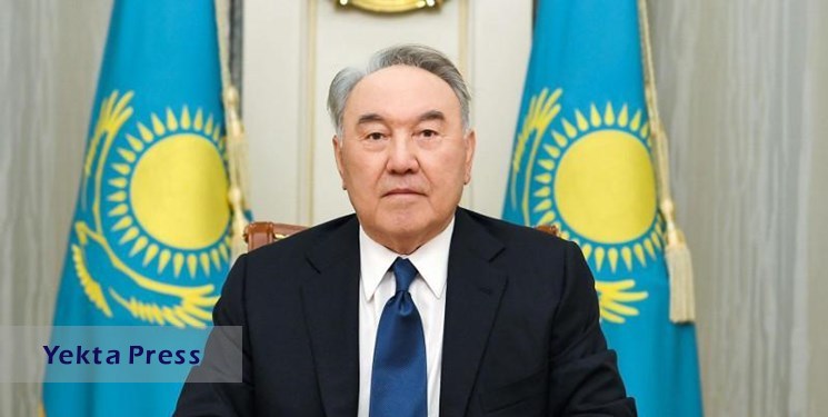 «نظربایف» از ریاست حزب حاکم قزاقستان کناره‌گیری کرد