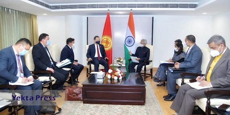 تاکید وزرای خارجه هند و قرقیزستان بر افزایش همکاری‌های دوجانبه