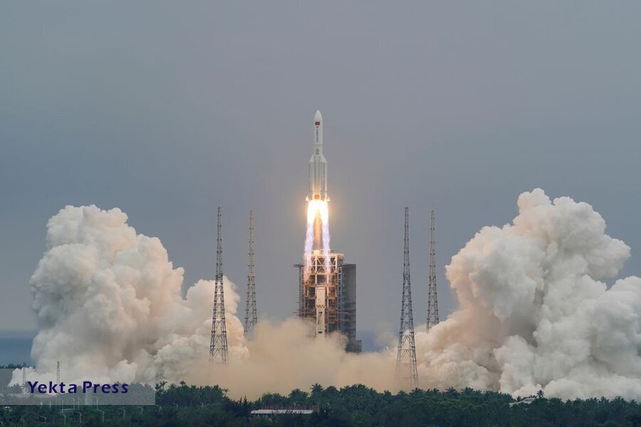 موشک چینی سال ۲۰۲۷ فضانوردان را به ماه می‌برد