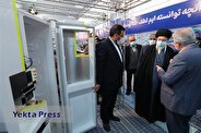 بازدید ۳ ساعته امام خامنه‌ای از نمایشگاه توانمندی‌های صنعتی