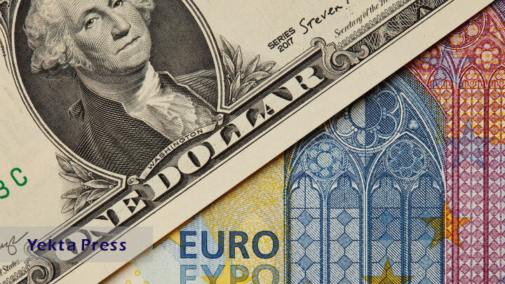 آخرین قیمت دلار و یورو ۱۷ اسفند ۱۴۰۱