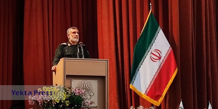 سردار حاجی‌زاده: امروز کشورهای بزرگ محتاج ایران هستند