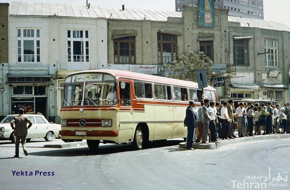 وقتی مردم تهران همیشه در صف اتوبوس بودند