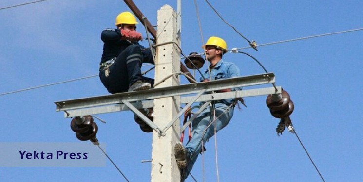 زنده‌ماندن کارگر قشمی علیرغم برق‌گرفتگی و سقوط از ارتفاع 8 متری!