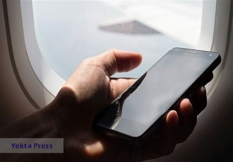 تلفن همراه خبرنگاران غیرآمریکایی توقیف شد