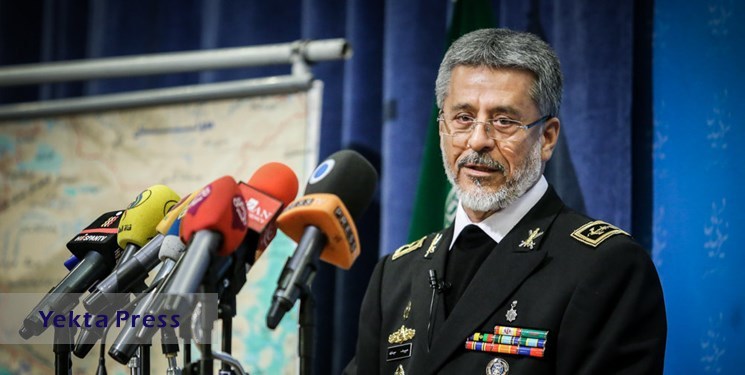 دریادار سیاری: هیچ کشوری بدون اجازه ایران در خلیج فارس حضور ندارد
