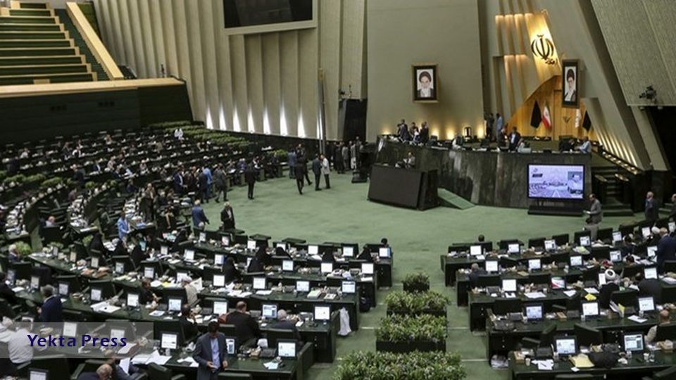فیت قوای سه‌گانه از مجلس به مجمع تشخیص