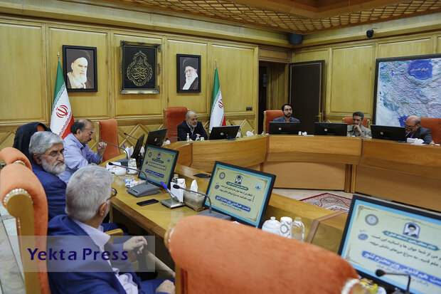 جمعی از اساتید دانشگاه‌های تهران با وزیر کشور دیدار و گفتگو کردند