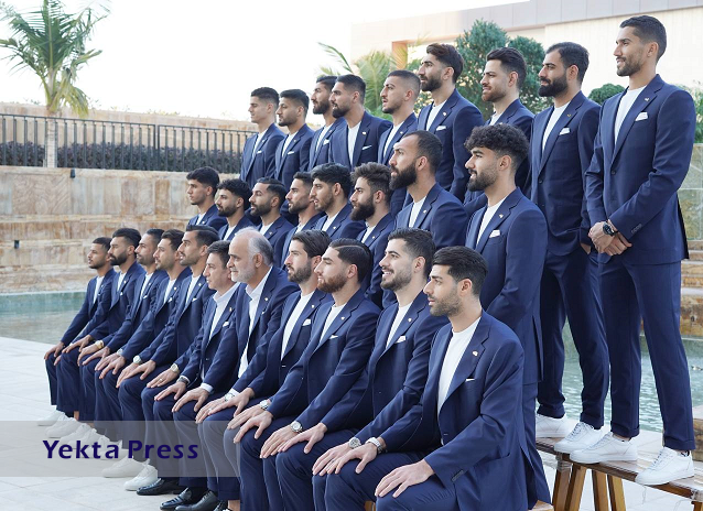 لباس رسمی تیم ملی فوتبال رونمایی شد +تصاویر