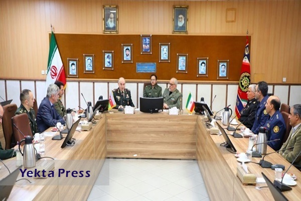 آمادگی دافوس ارتش برای توسعه روابط دفاعی ایران با جمهوری آذربایجان