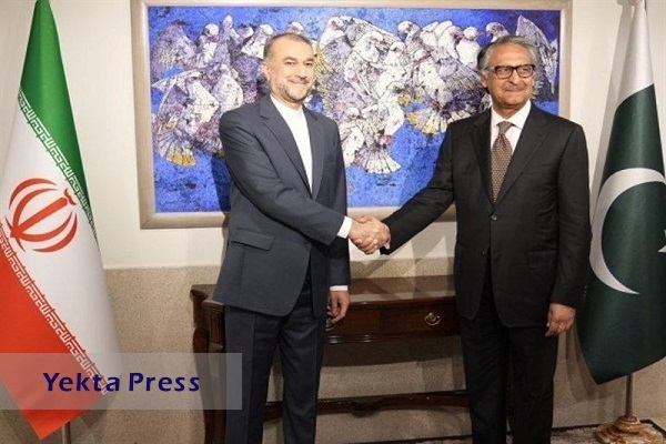 وزیر خارجه پاکستان: محکم پشت ایران ایستاده‌ایم