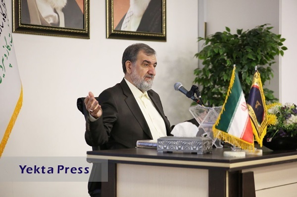 محسن رضایی: آمریکا می‌خواهد مانع دسترسی ایران به مدیترانه شود