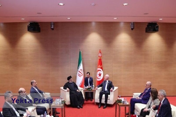 رئیس جمهور: آماده اشتراک‌گذاری تجربیات دانشمندان ایرانی با تونس هستیم