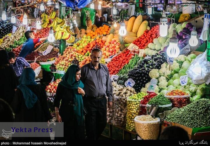 عرضه بالغ بر ۵ هزار تن میوه و خرما در استان تهران