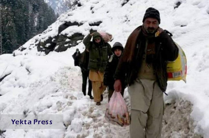 بارش سنگین برف و سرمای شدید در افغانستان/ ۲۰ نفر جان باختند