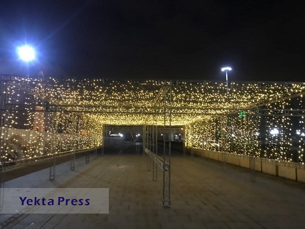 اجرای تونل نوری ۶۰ متری در میدان امام خمینی(ره) + عکس