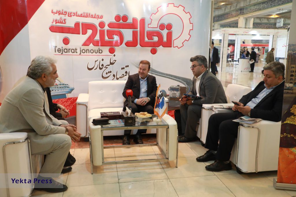 مدیرعامل شرکت فولاد هرمزگان از بیست و چهارمین نمایشگاه رسانه‌ها در تهران