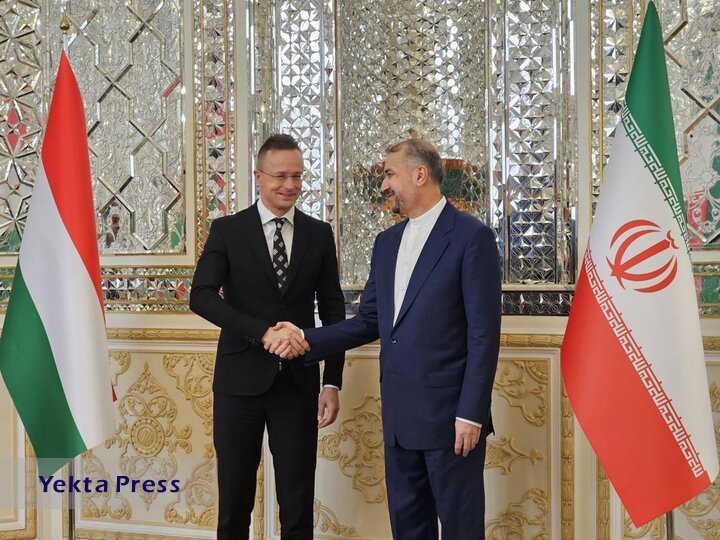 وزرای خارجه ایران و مجارستان دیدار و گفت‌وگو کردند