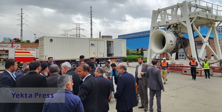 آزمایش موفق موتور کاملا ایرانی هواپیما با حضور رئیس‌جمهور
