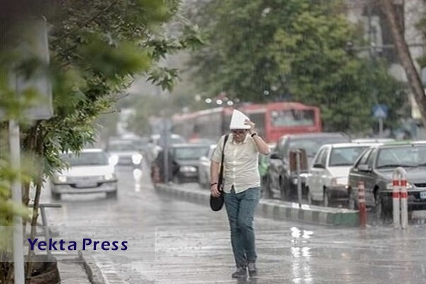 وقوع رگبار شدید و رعد و برق در تهران طی امروز و فردا