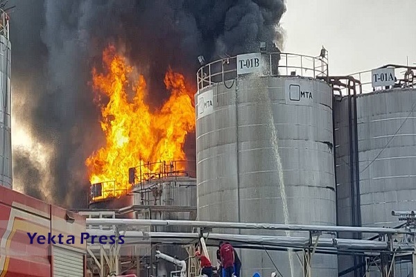 ۸ مصدوم در آتش‌سوزی مخزن‌های نفتی شهرک صنعتی خلیج فارس