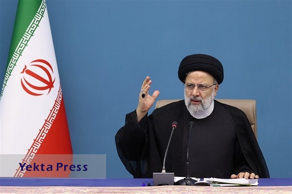 آیت‌الله رئیسی: رسانه‌ها ظرفیت‌های بزرگ ایران پیشرفته را برای ایرانیان مقیم خارج به تصویر بکشند