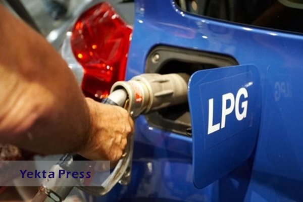 کاهش ۱۲ میلیون لیتری مصرف بنزین با توسعه اتوگاز