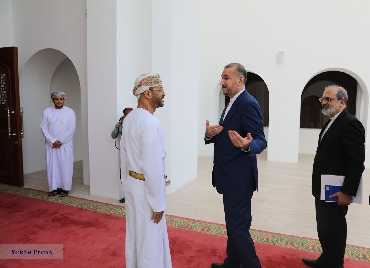 وزیران امور خارجه ایران و عمان دیدار کردند