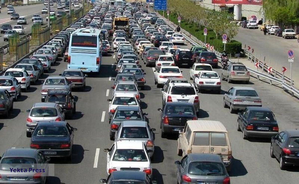 ترافیک ساهی در آزادراه تهران - کرج -قزوین